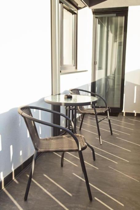 5 Dream Apartment 5 Cu Parcare Privata Oradea Exterior foto